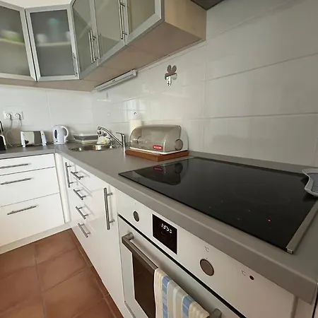 Aquatoria Apartment *